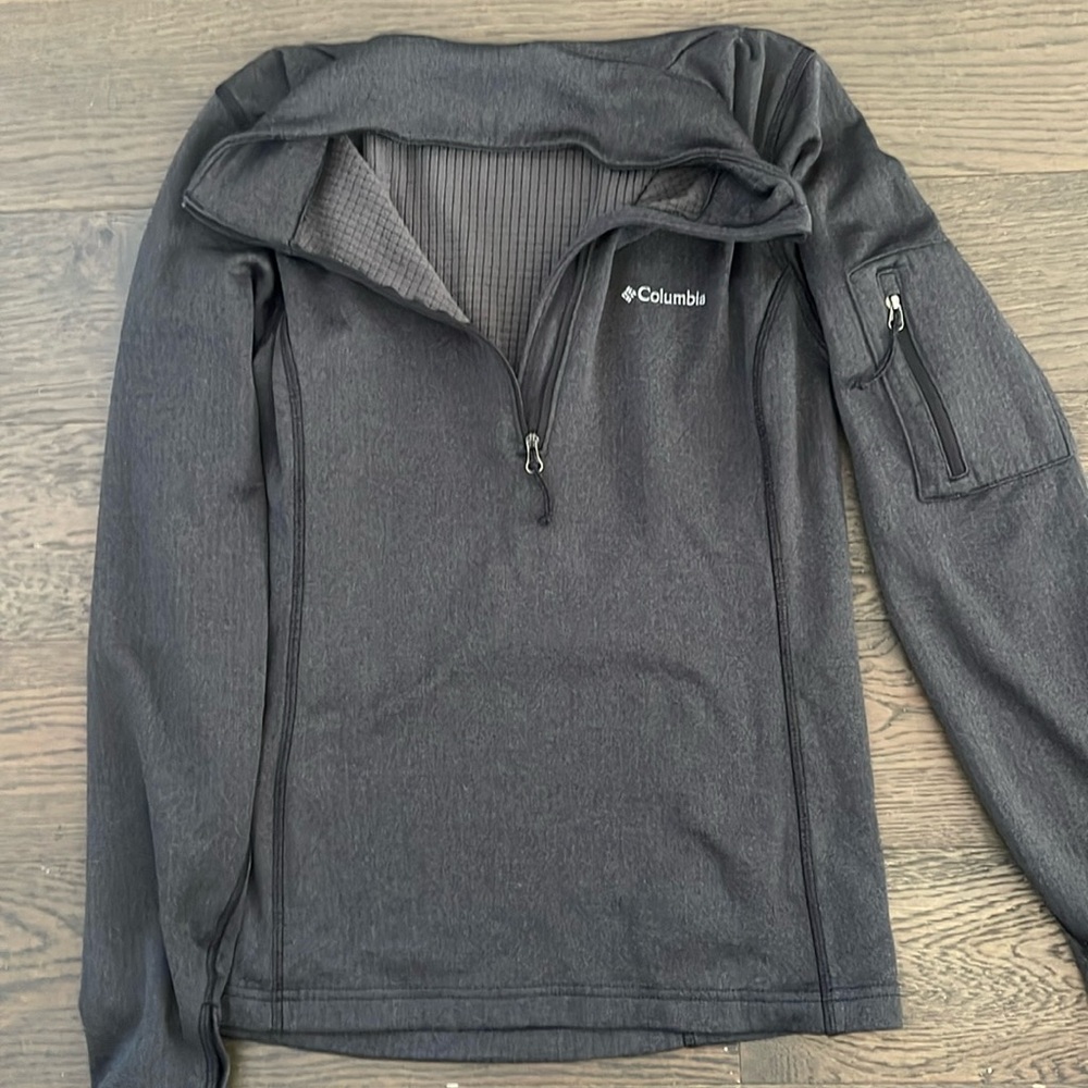 Columbia quarter zip long sleeve pullover